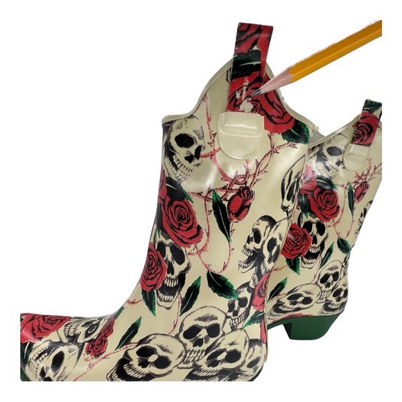NWOT Rose & Skull Rain Boots Women's Size 11 (Runs Small) Western Rain Boots - Picture 5 of 13